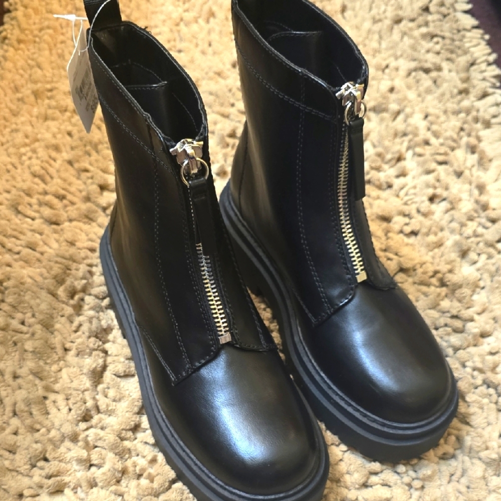 New Arizona Women's Size 9 M Black‎ Xander Zip Front Combat Lug Boot